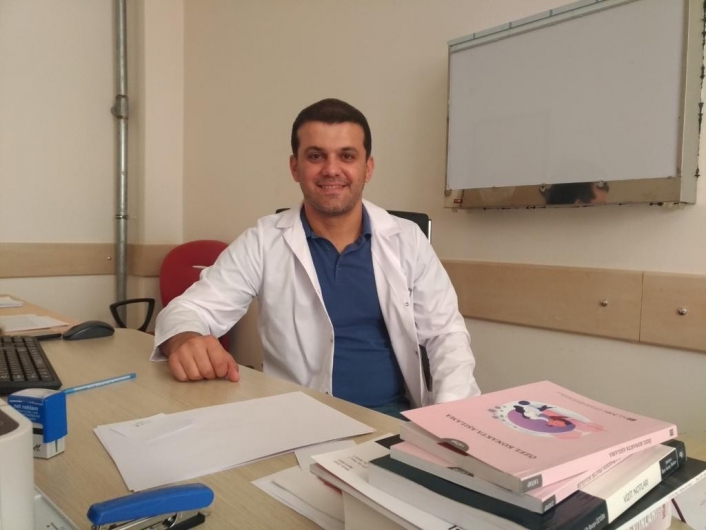 Besni Devlet Hastanesinde 4 yeni doktor göreve başladı
