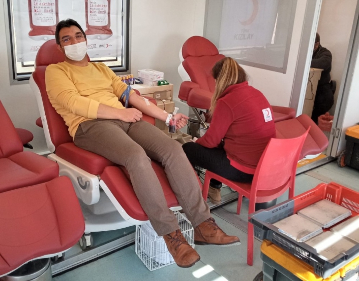 Besni Küçük Sanayi Sitesi esnafı kan bağışında bulundu