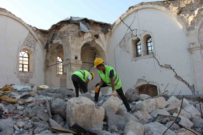 Depremde yıkılan Adıyaman Ulu Cami´de restorasyon başladı
