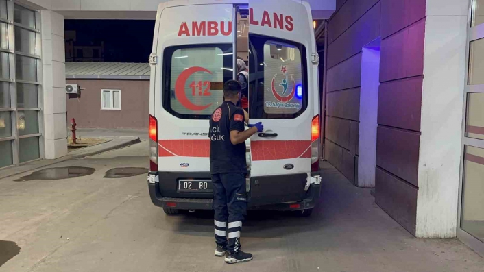 Derede boğulma tehlikesi geçiren çocuk yoğun bakımda
