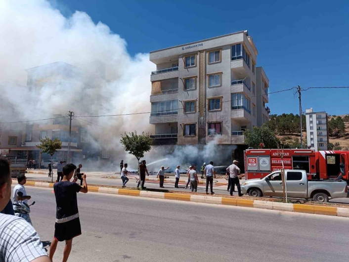 Adıyaman'da işyerinde çıkan yangın korkuttu