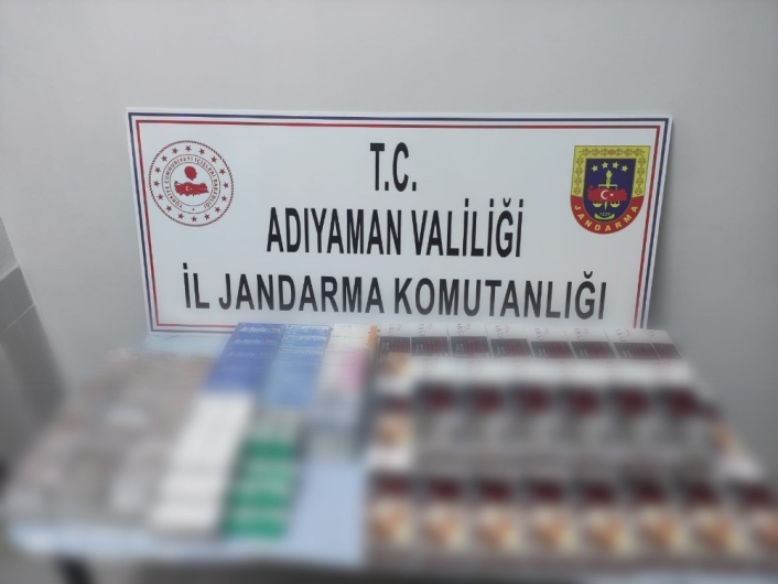 Jandarma makaron ve ilaç ele geçirdi
