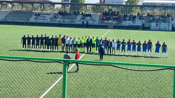 Kahta 02 Spor sezona galibiyetle başladı: Elazığ Sakarya Spor'u 3-1 mağlup etti
