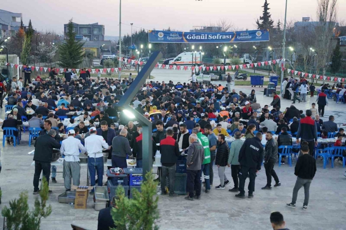 Kahta Belediyesi Gönül Sofrasına yoğun ilgi
