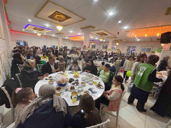 Kahtada Dünya Yetimler Günü dolayısıyla iftar programı düzenlendi
