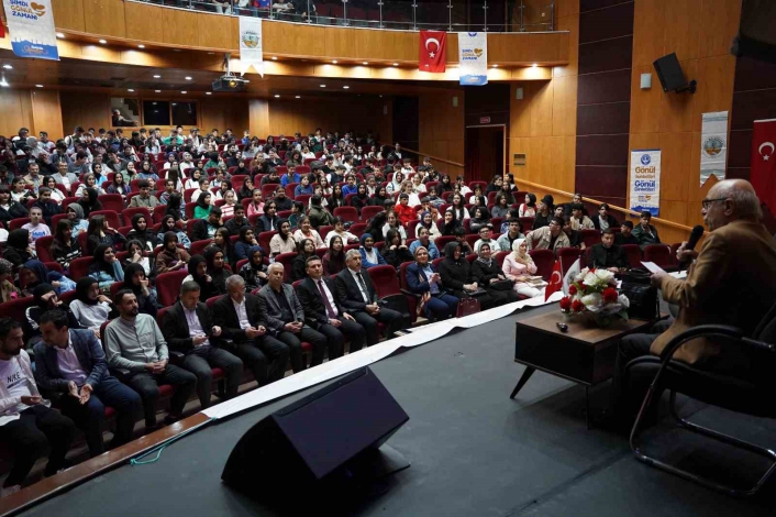 Kahtada düzenlenen gönül sohbetleri ilgi görüyor

