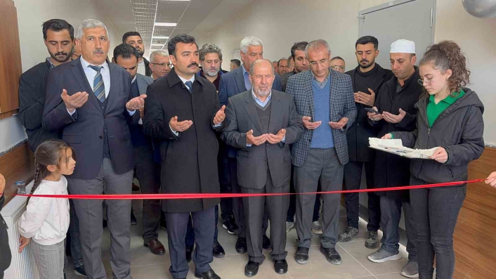 Kahtada Muhammet Umut Parlak adına kütüphane açıldı
