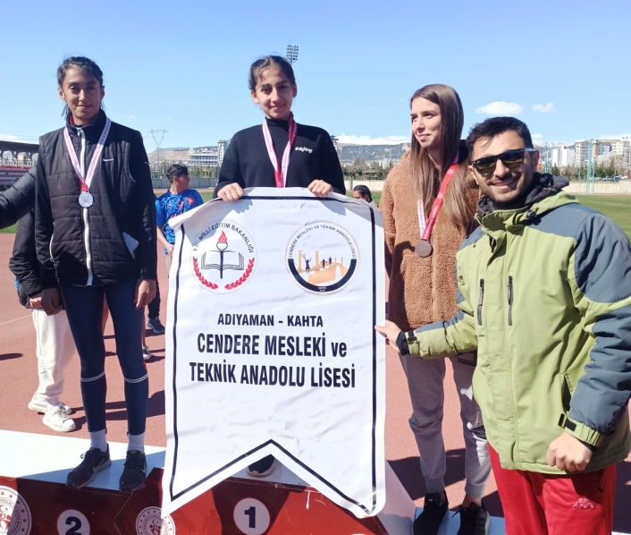 Kahtalı sporcular atletizm branşında 5 altın ile döndü