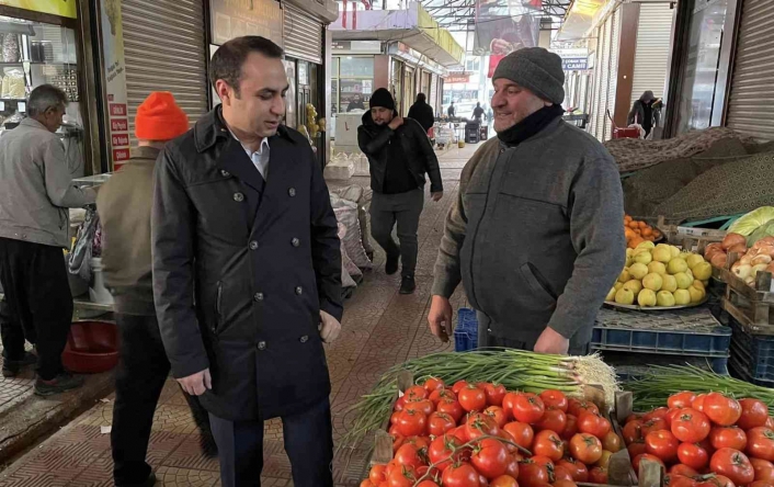 Kaymakam Partal, esnaflarla bir araya geldi
