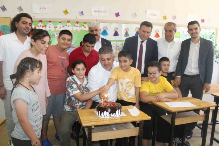Milletvekili Şan, öğrencileri Ankaraya davet etti
