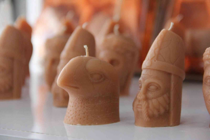 Nemrut heykelleri kokulu mum oldu
