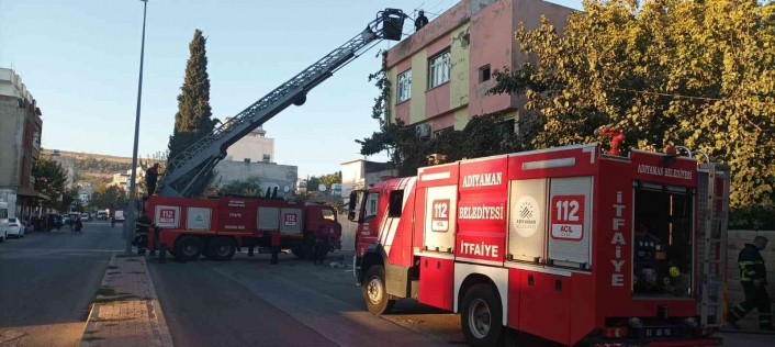 Adıyaman’da Yangını Söndürmek İsterken Bir Başka Yeri Yaktılar