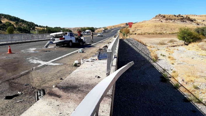 Adıyaman'da Feci Kaza 4 Yaralı