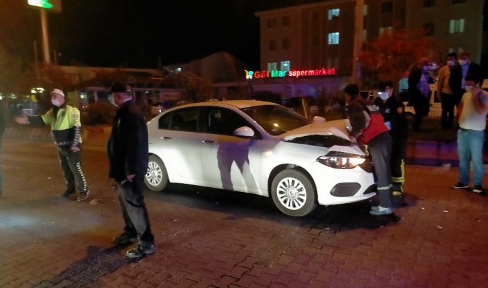 Adıyaman'da Otomobiller çarpıştı: 5 yaralı