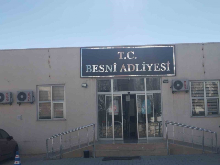 Adıyaman'da Oy pusulalarını yırtan şahıslar adliyeye sevk edildi