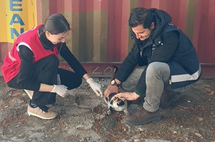 Polis kurtardı, Kızılay sahiplendi, adı ´Afet´ oldu
