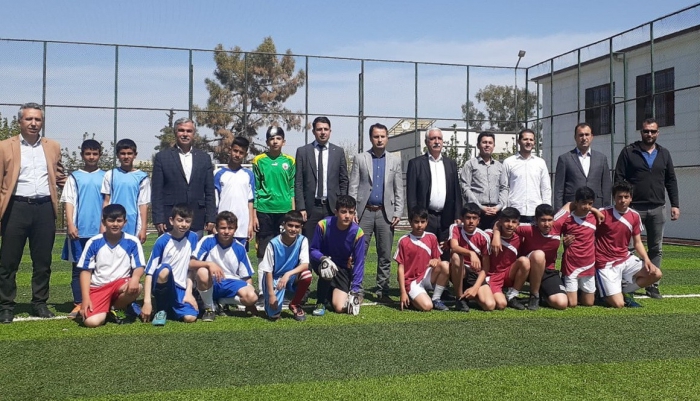 Samsat´ta ortaokullar arası futbol turnuvası yapıldı
