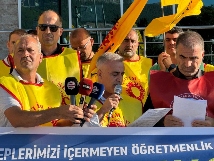Sendikalardan 'Öğretmenlik Meslek Kanunu'na itiraz: 'Haklarımız ve taleplerimiz yok sayılıyor