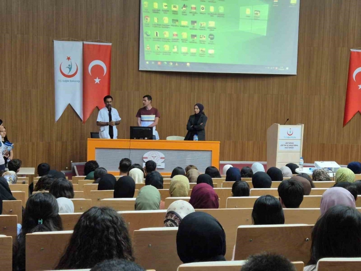 Staja başlayan öğrencilere Genel Uyum Eğitimi verildi
