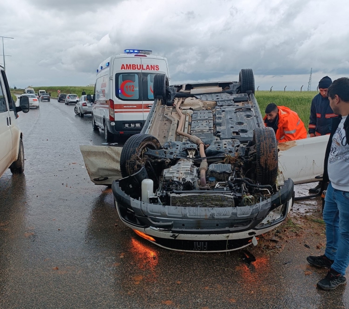 Adıyaman’da otomobil takla attı 1 yaralı