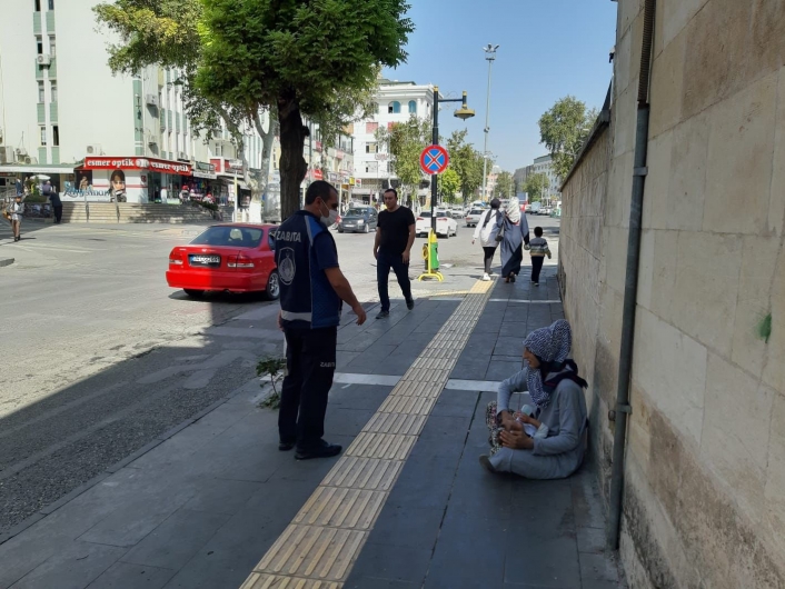 Zabıta ve polisten dilenci operasyonu
